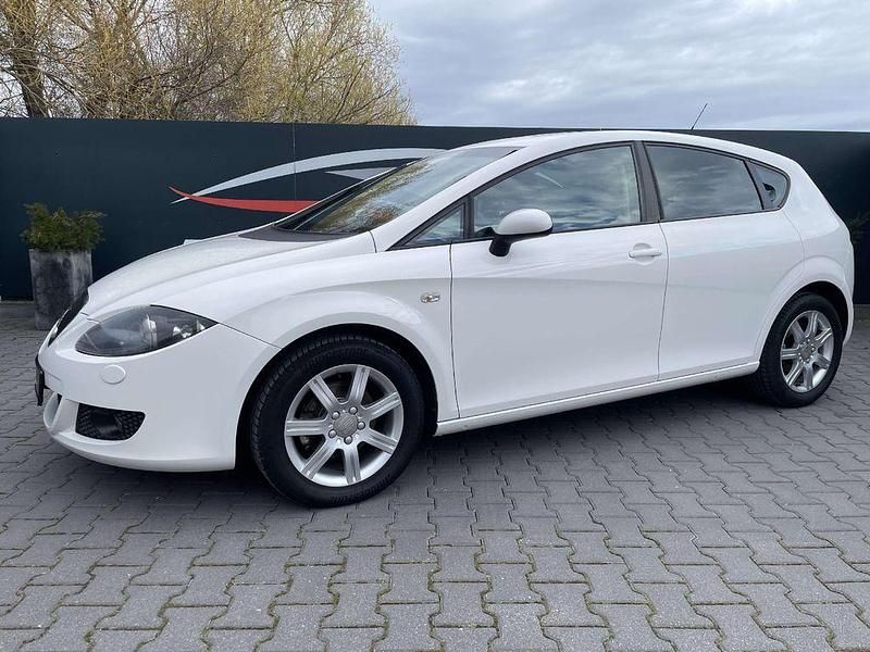 Gebraucht Seat Leon Stylance 102 PS (75 kW) 2009 Weiß Kleinwagen