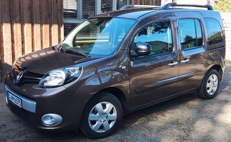 Gebraucht Renault Kangoo LIMITED 114 PS (83 kW) 2018 Braun Van / Kleinbus