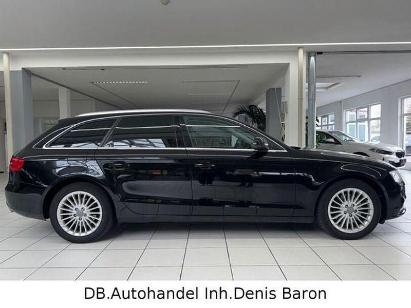 Używany Audi A4 Ambiente 245 KM (180 kW) 2013 Czarny Kombi