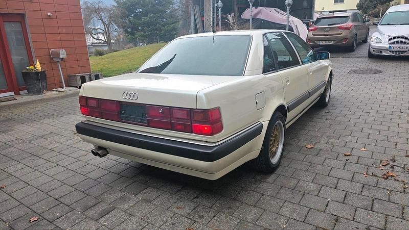Gebraucht Audi V8 Basis 280 PS (205 kW) 1992 Weiß Limousine