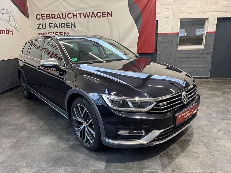 Schwarz Gebraucht 2017 VW Passat Alltrack Kombi | 17.990 € (Fairer Preis) - Bild 1/4