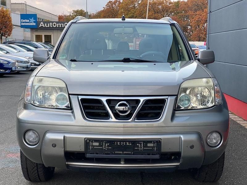 Gebraucht Nissan X-Trail 165 PS (121 kW) 2003 Silber SUV