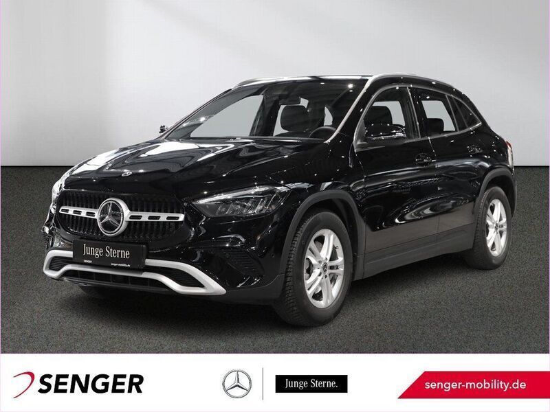 Schwarz Gebraucht 2024 Mercedes GLA200 SUV | 34.970 € (Guter Preis) - Bild 1/4