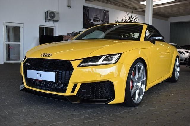 Gelb Gebraucht 2021 Audi TT Roadster Sport Cabrio | 57.900 € (Guter Preis) - Bild 1/4