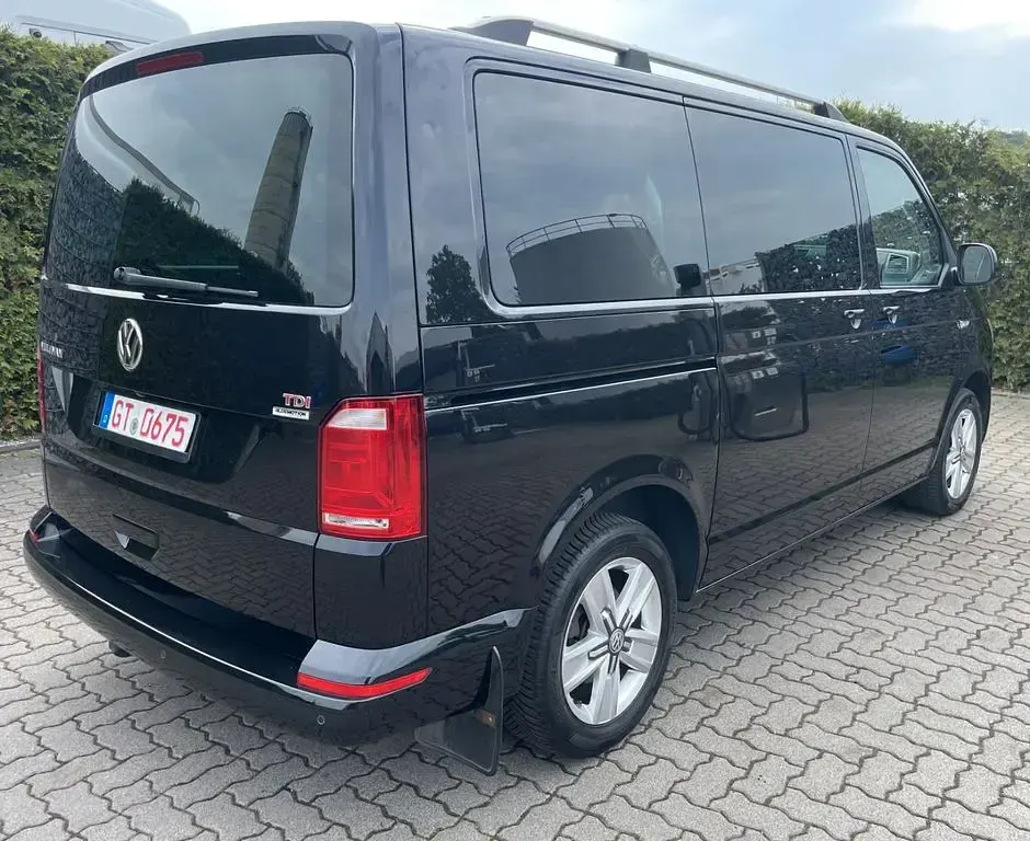 Gebraucht VW Multivan Comfortline 204 PS (150 kW) 2016 Schwarz Van / Kleinbus