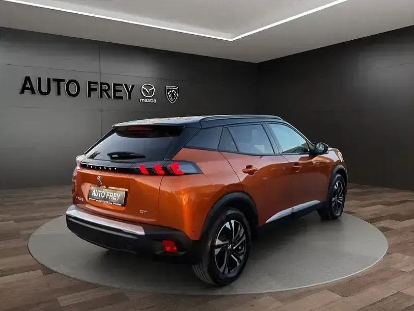 Gebraucht Peugeot e-2008 GT 100 kW (136 PS) 2022 Orange SUV