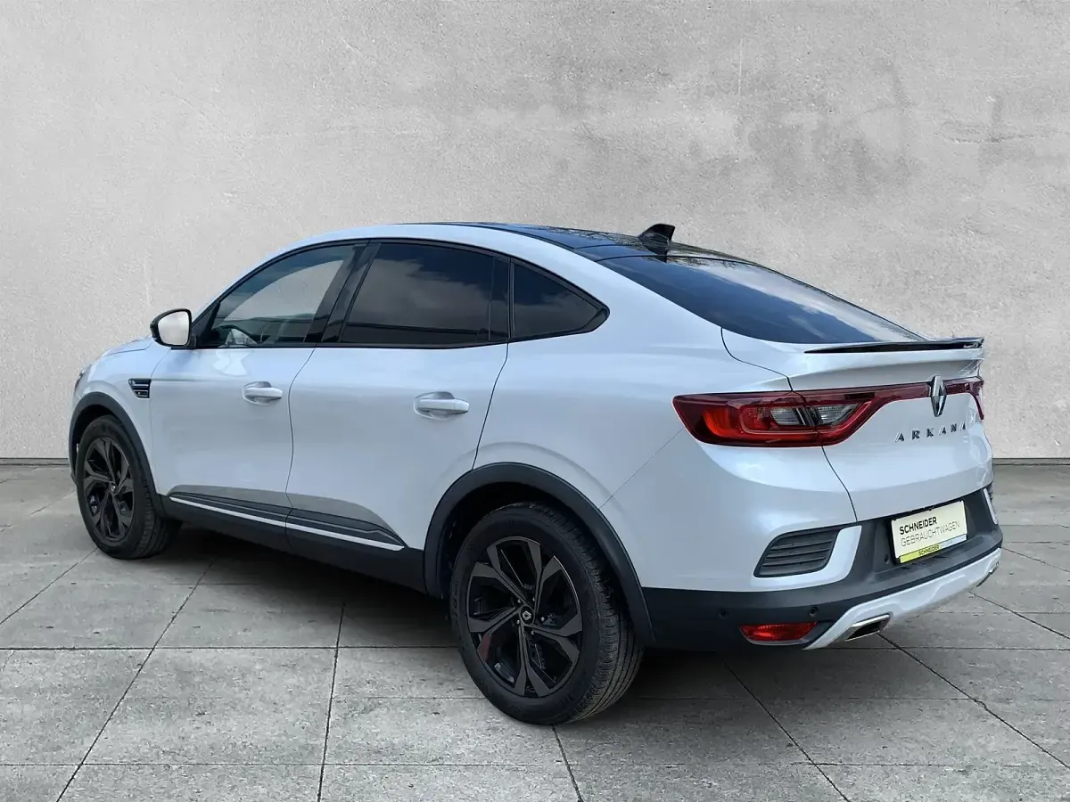 Gebraucht Renault Arkana Bose Edition 160 PS (117 kW) 2023 Weiß SUV