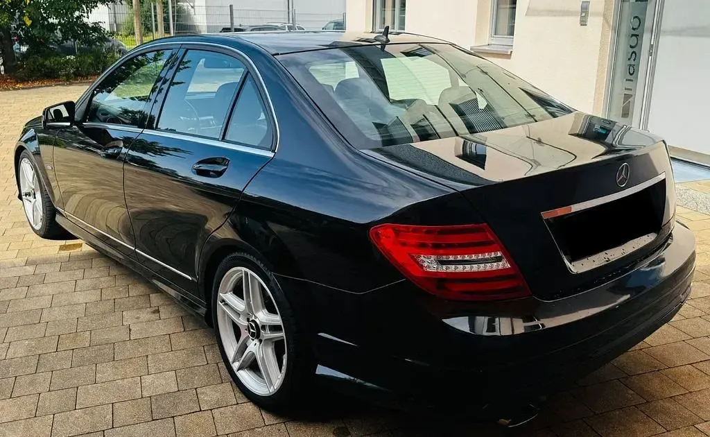 Gebraucht Mercedes C200 Avantgarde 184 PS (135 kW) 2012 Schwarz Limousine