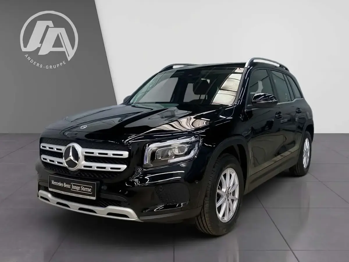 Gebraucht Mercedes GLB200 150 PS (110 kW) 2024 Schwarz nachtschwarz uni SUV