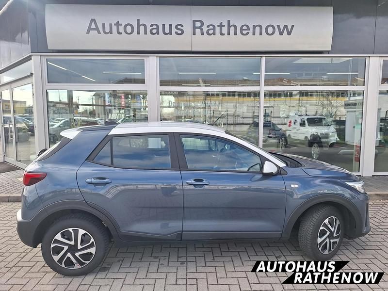 Gebraucht Kia Stonic 84 PS (61 kW) 2021 Blau SUV