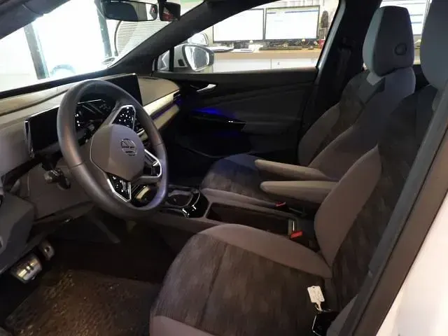 Gebraucht VW ID.4 Pro 150 kW (204 PS) 2025 Gletscherweiß metallic SUV