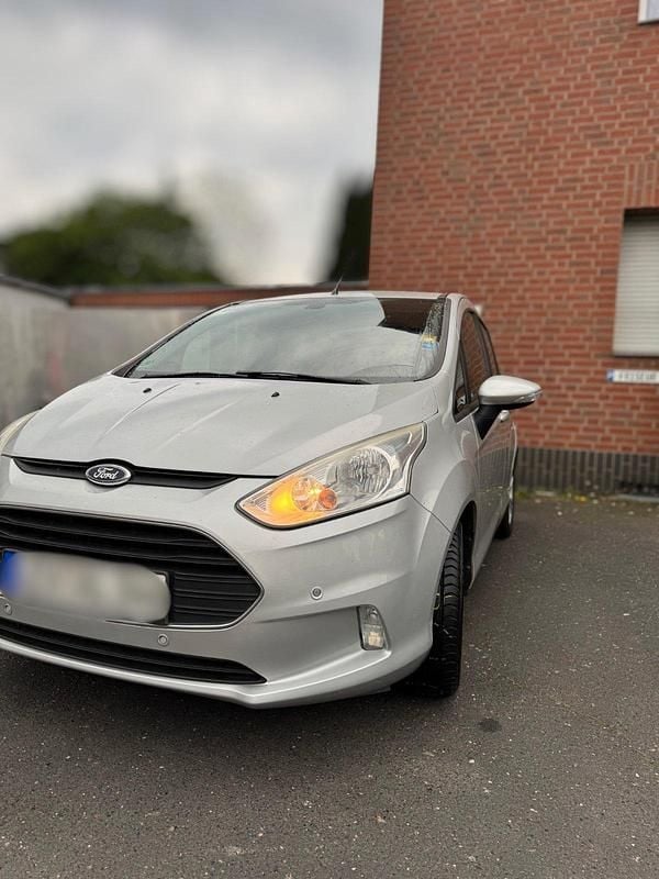 Second-hand Ford B-MAX 101 CP (74 kW) 2015 Gri Monovolum