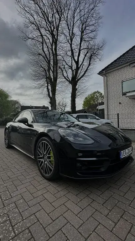 Gebraucht Porsche Panamera 4S 560 PS (411 kW) 2020 Schwarz Limousine