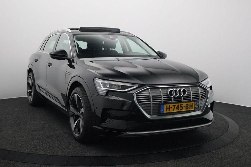 Gebraucht Audi e-tron 230 kW (313 PS) 2019 Schwarz SUV