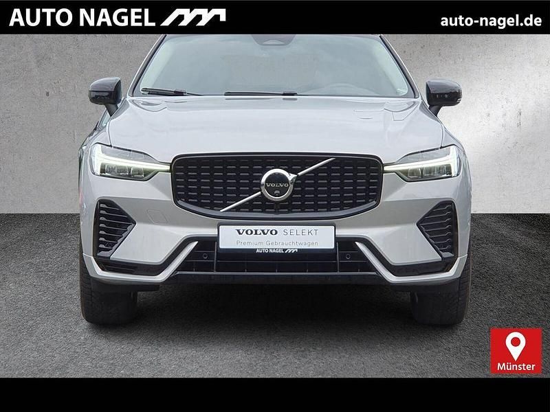 Silber Gebraucht 2025 Volvo XC60 Plus SUV | 52.399 € (Superpreis) - Bild 1/4