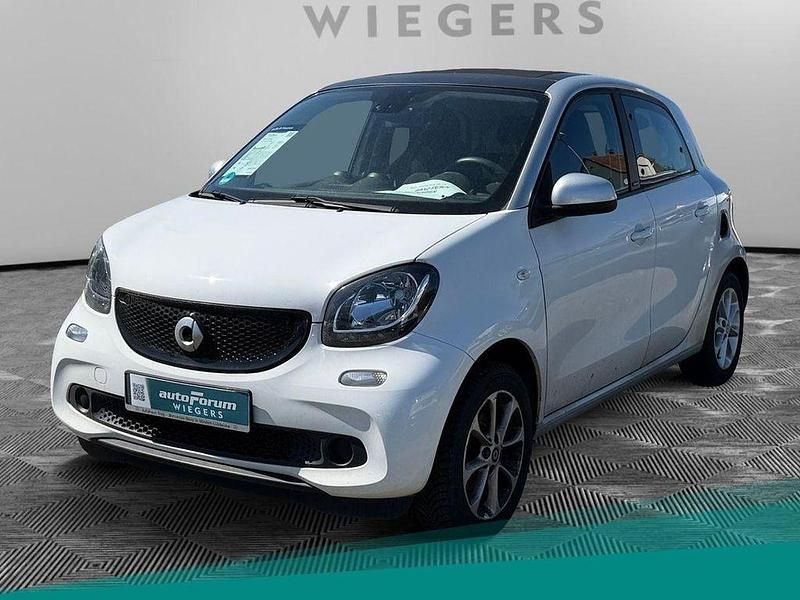 Second-hand Smart ForFour Passion 71 CP (52 kW) 2017 Alb Hatchback