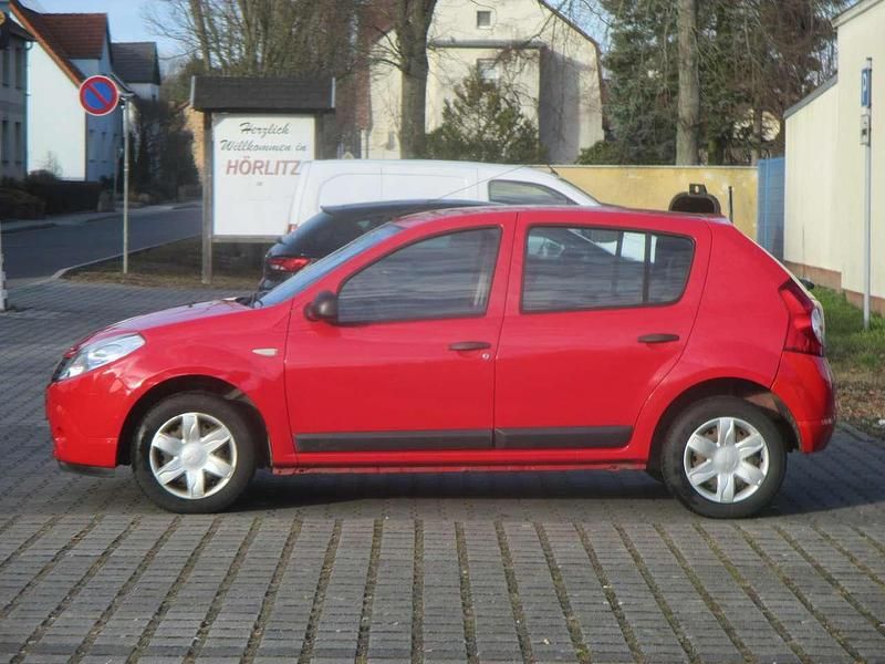 Gebraucht Dacia Sandero Ambiance 75 PS (55 kW) 2009 Rot "passion" Kleinwagen