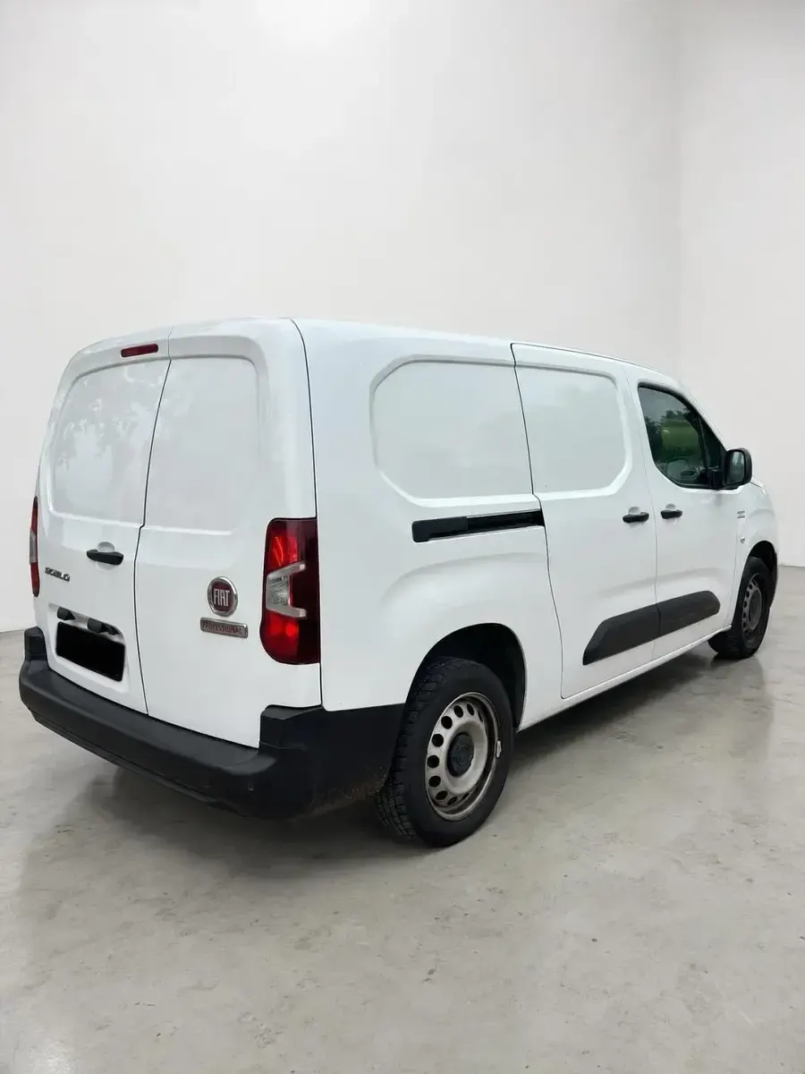 Gebraucht Fiat Doblò 102 PS (75 kW) 2024 Weiß Van / Kleinbus