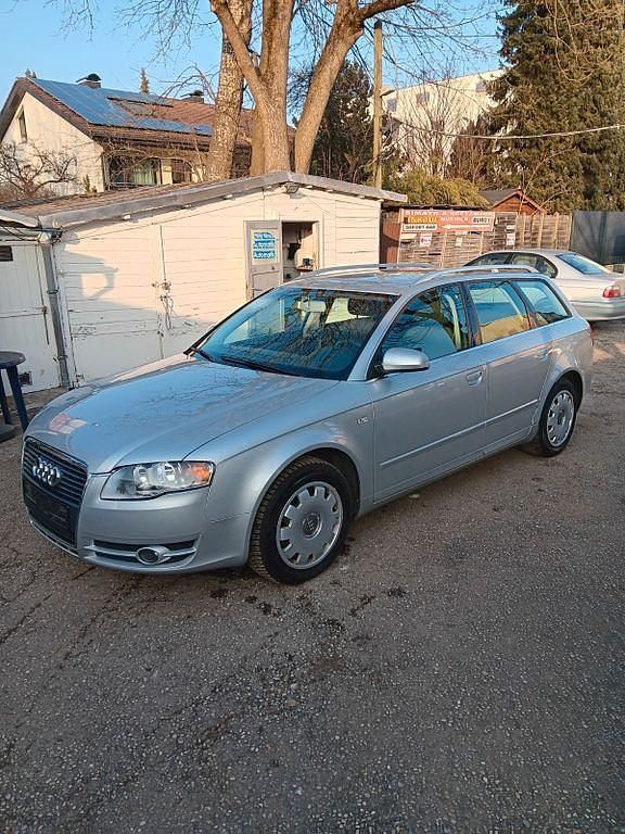Silber Gebraucht 2007 Audi A4 Business Kombi | 3.750 € (Etwas zu teuer) - Bild 1/4