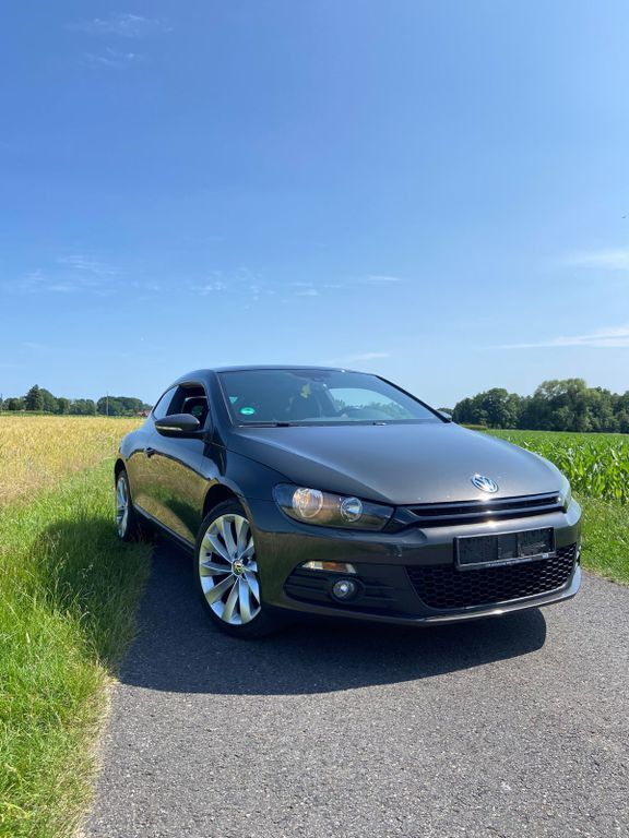 Braun Gebraucht 2011 VW Scirocco Edition Coupé | 6.500 € (Superpreis) - Bild 1/4