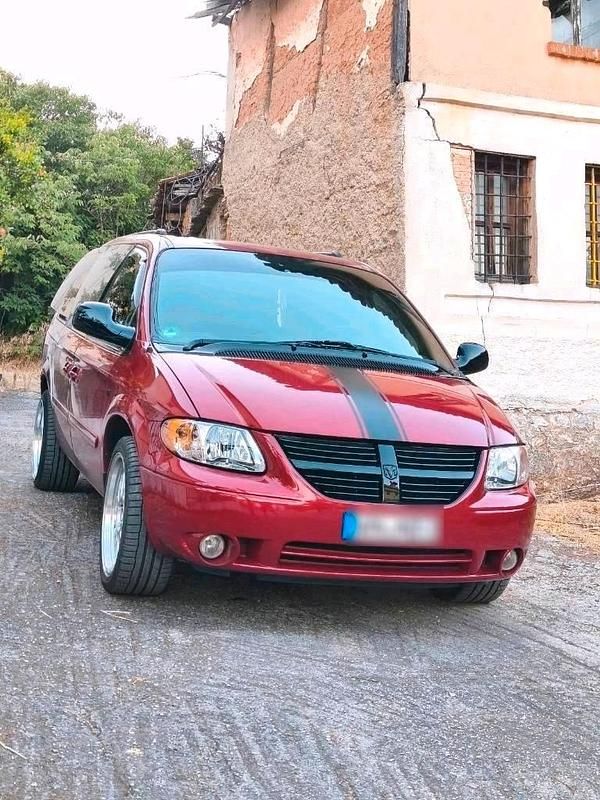 Gebraucht Chrysler Voyager 218 PS (160 kW) 2005 Rot Van / Kleinbus