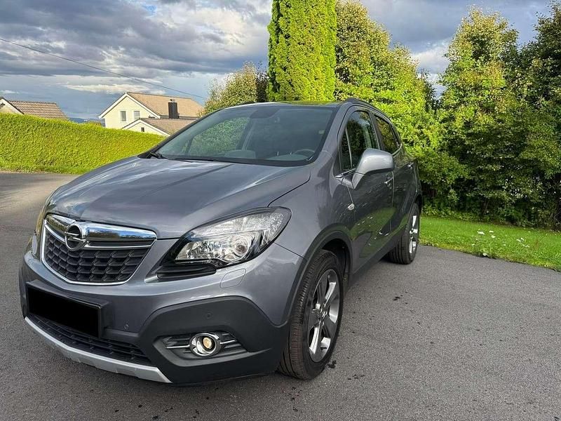 Grau Gebraucht 2013 Opel Mokka Edition SUV | 8.490 € (Fairer Preis) - Bild 1/4