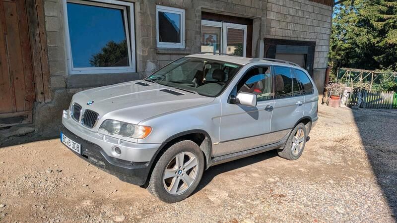 Silber Gebraucht 2002 BMW X5 SUV | 4.950 € (Fairer Preis) - Bild 1/4