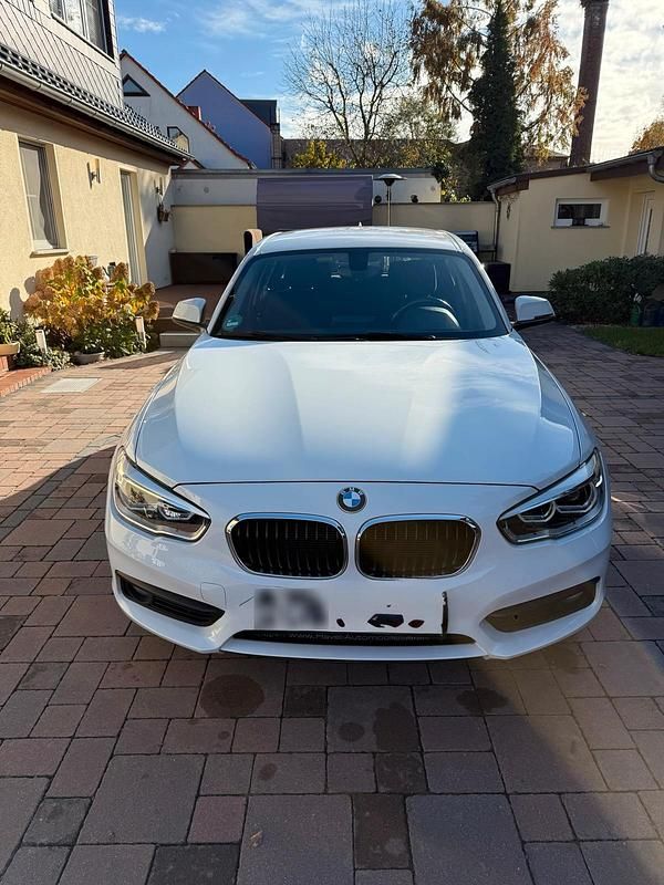 Gebraucht BMW 116 109 PS (80 kW) 2016 Weiß Kleinwagen