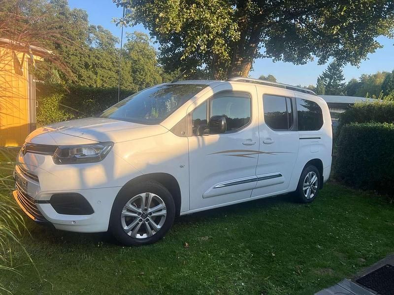 Gebraucht Toyota Proace Verso City 131 PS (96 kW) 2021 Weiß Kombi