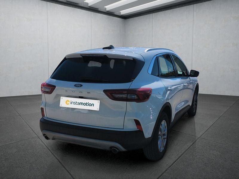 Gebraucht Ford Kuga Titanium 151 PS (111 kW) 2025 Weiß SUV
