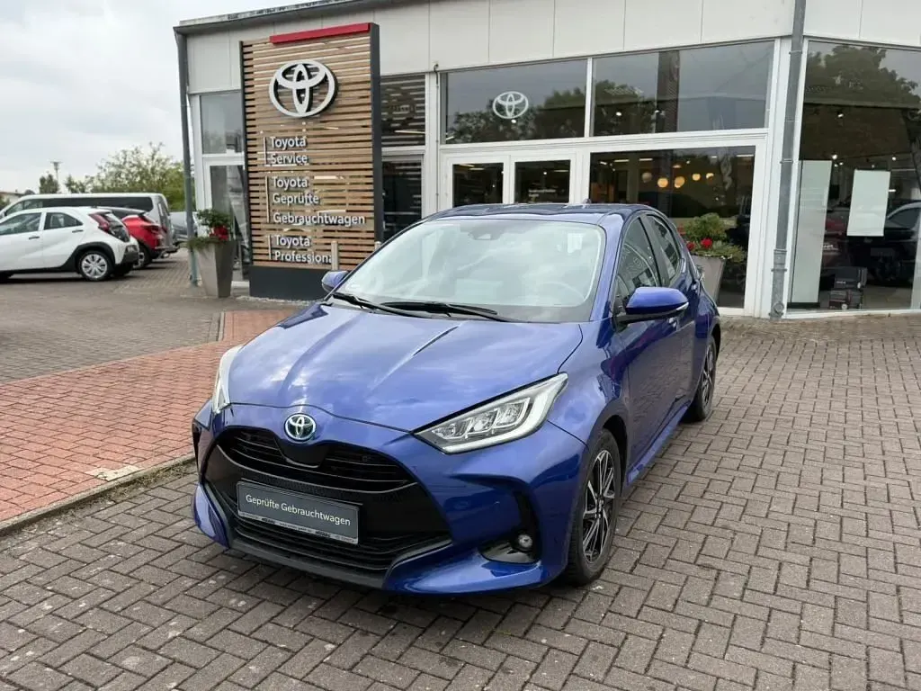 Gebraucht Toyota Yaris Hybrid Team 116 PS (85 kW) 2022 Kleinwagen