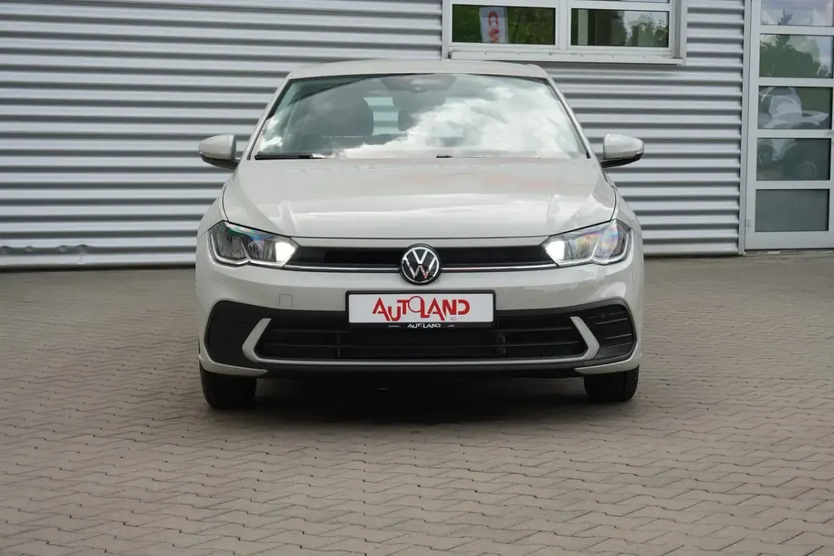 Gebraucht VW Polo 95 PS (69 kW) 2021 Grau Kleinwagen