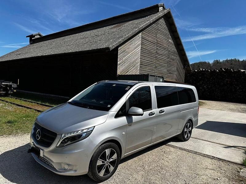 Second-hand Mercedes Vito 190 CP (139 kW) 2015 Argintiu Van
