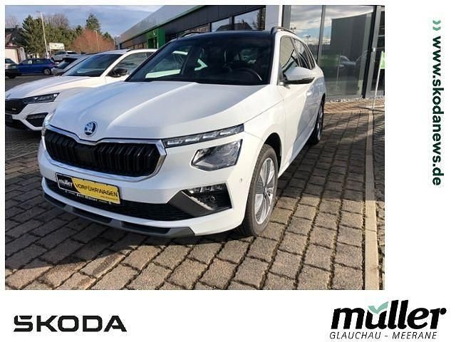 Weiß (moonweiß) Gebraucht 2024 Skoda Kamiq Selection SUV | 31.990 € - Bild 1/4