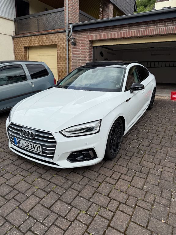 Schwarz Gebraucht 2019 Audi A5 Sportback Performance Limousine | 26.800 € - Bild 1/4