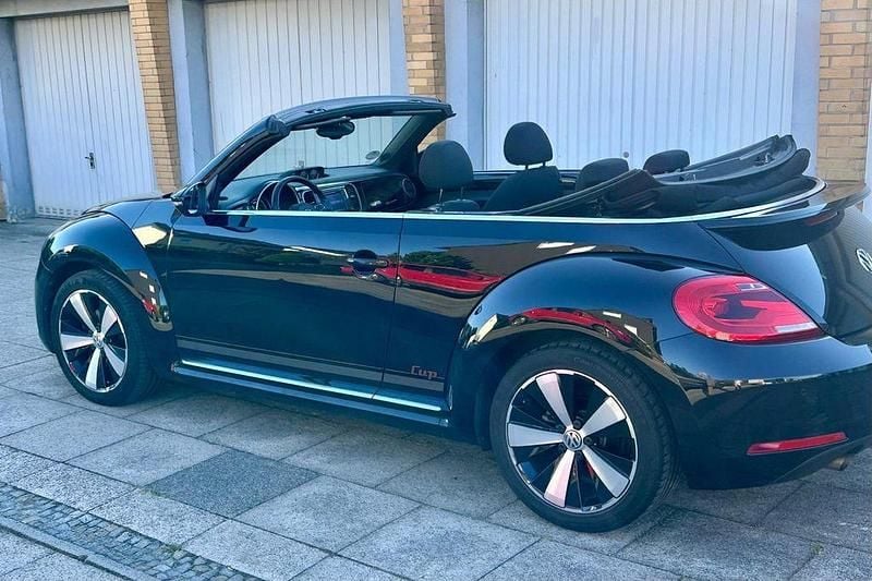 Gebraucht VW Beetle Cabriolet 105 PS (77 kW) 2015 Schwarz Cabrio