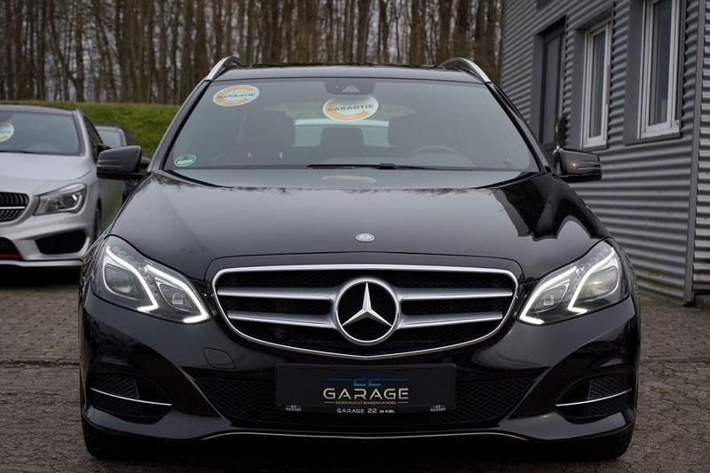 Gebraucht Mercedes E350 258 PS (189 kW) 2015 Schwarz Kombi
