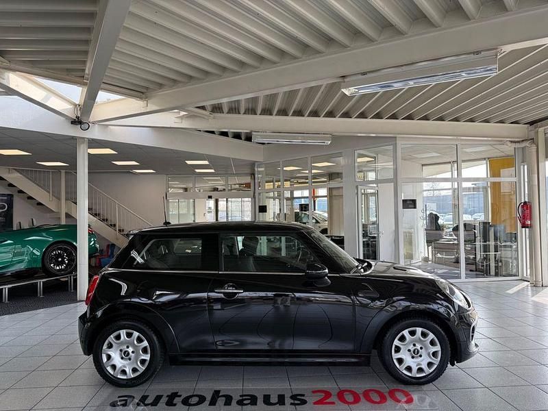 Gebraucht Mini ONE Pepper 102 PS (75 kW) 2014 Schwarz Kleinwagen