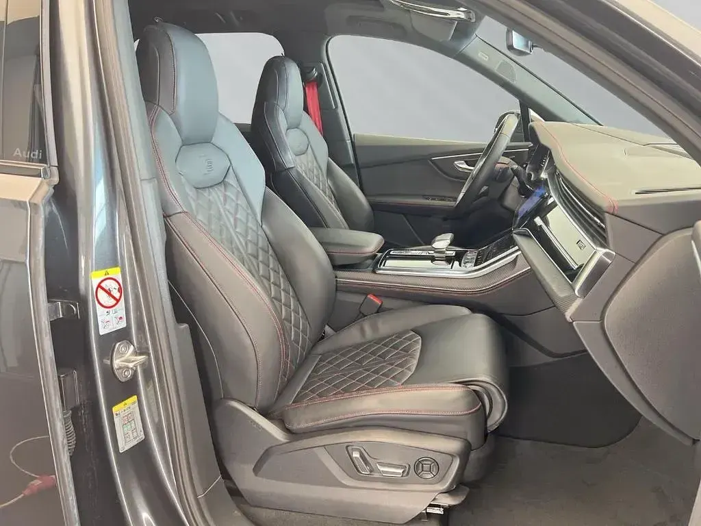 Gebraucht Audi SQ7 Design 507 PS (372 kW) 2024 Daytonagrau (metallic) SUV