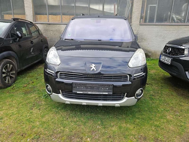 Schwarz Gebraucht 2013 Peugeot TePee Allure Kombi | 4.700 € - Bild 1/4