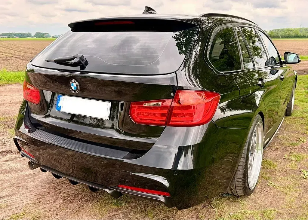 Używany BMW 320 M Performance 184 KM (135 kW) 2015 Czarny Kombi