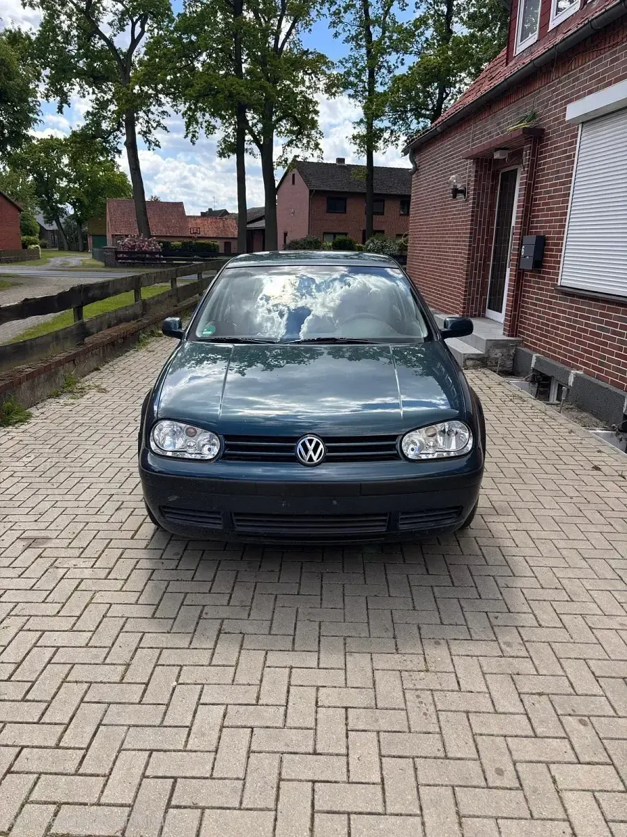 Używany VW Golf IV 75 KM (55 kW) 2006 Niebieski Kombi