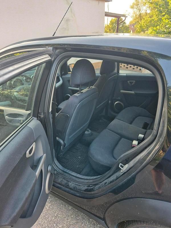 Second-hand Smart ForFour 95 CP (69 kW) 2004 Negru Hatchback