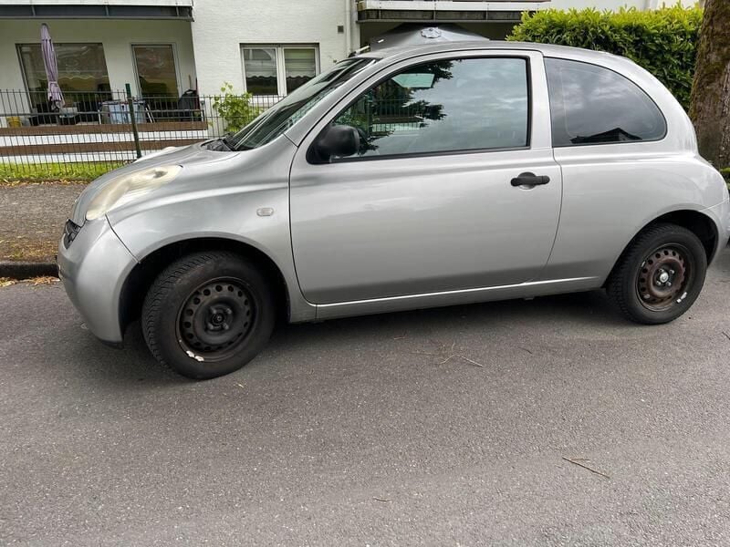 Silber Gebraucht 2004 Nissan Micra Kleinwagen | 1.750 € (Fairer Preis) - Bild 1/4