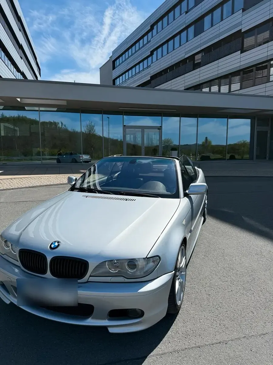 Gebraucht BMW 320 Cabriolet 150 PS (110 kW) 2005 Silber Cabrio