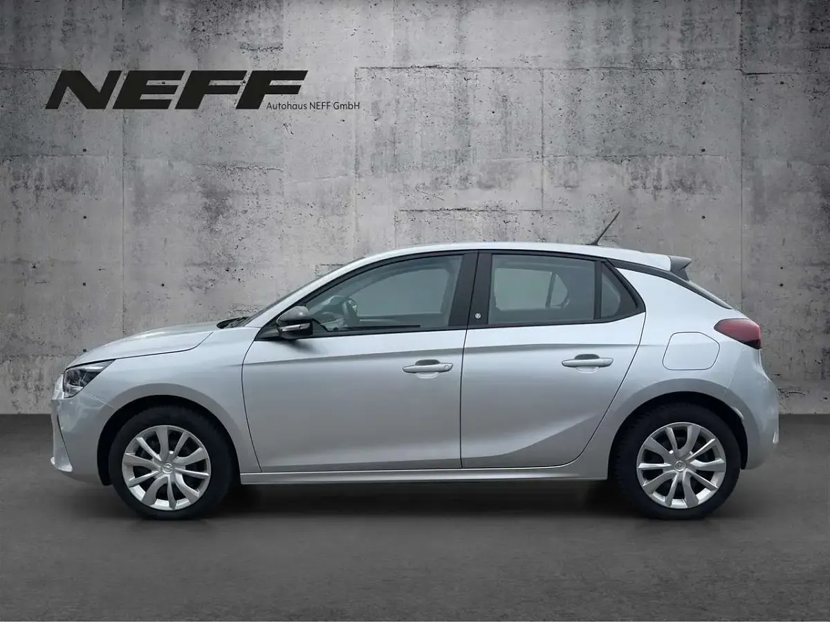 Gebraucht Opel Corsa-e Edition 100 kW (136 PS) 2023 Kristall silber Kleinwagen