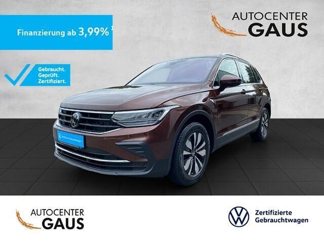 Ginger brown metallic Gebraucht 2023 VW Tiguan Move SUV | 31.980 € (Teuer) - Bild 1/2