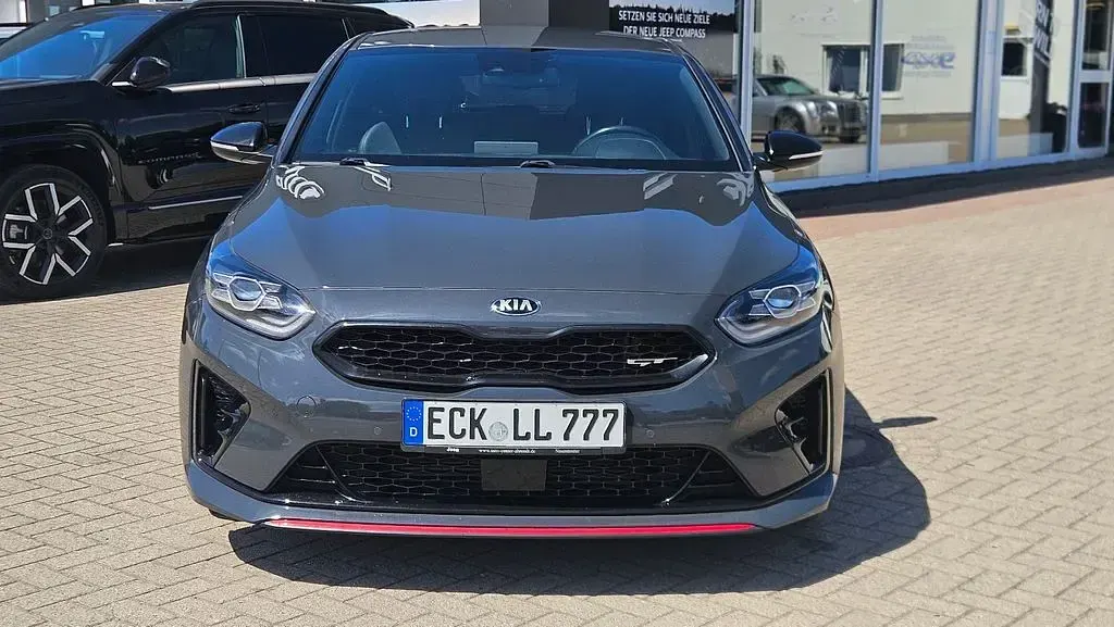 Gebraucht Kia ProCeed GT GT 204 PS (150 kW) 2019 Grau Kleinwagen