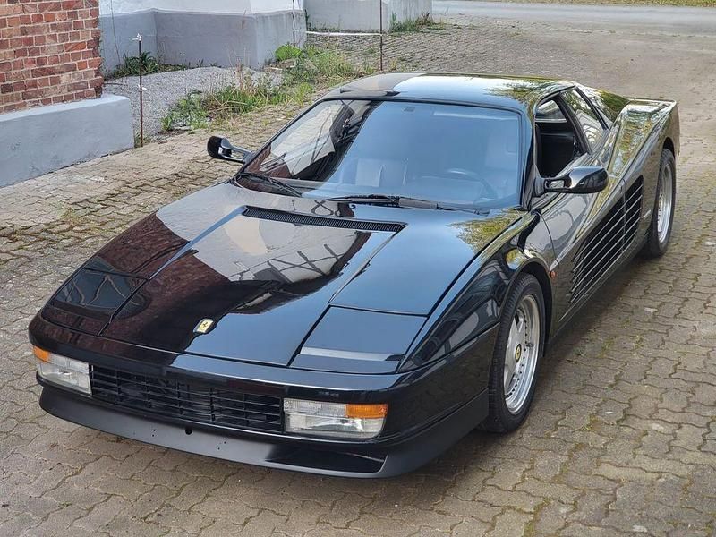 Schwarz Gebraucht 1989 Ferrari Testarossa | 109.500 € - Bild 1/4