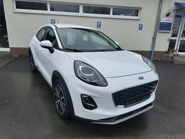 Gebraucht Ford Puma Titanium 125 PS (91 kW) 2020 Frozen white SUV